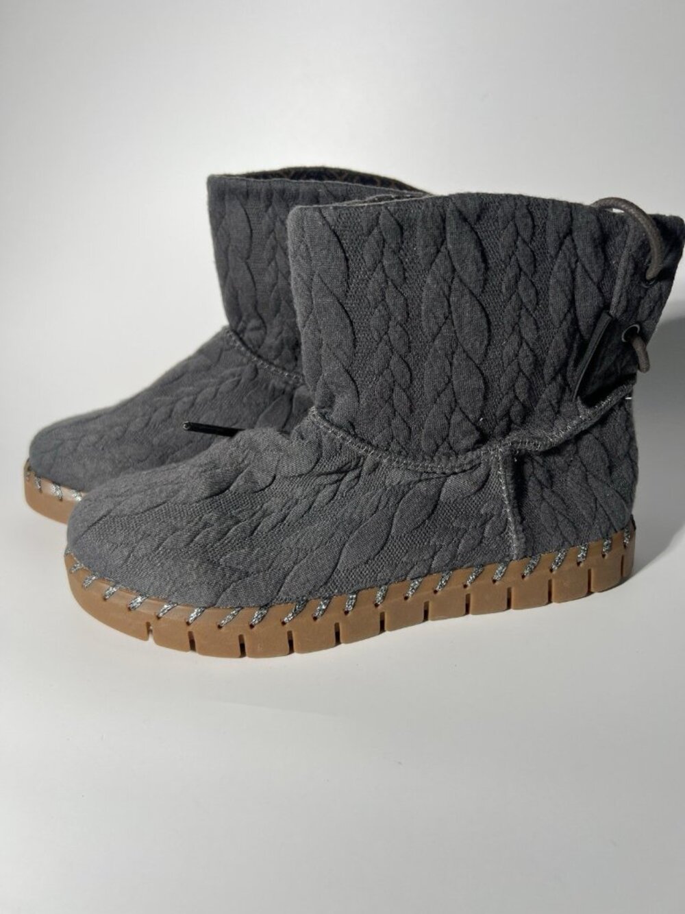MUK LUKS Flexi Hoboken Women’s Gray Cable Knit Ankle Boots Size 7